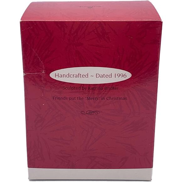 1996 Hallmark Keepsake CLOSE-KNIT FRIENDS Collectible Christmas Ornament in Box - Picture 2 of 8